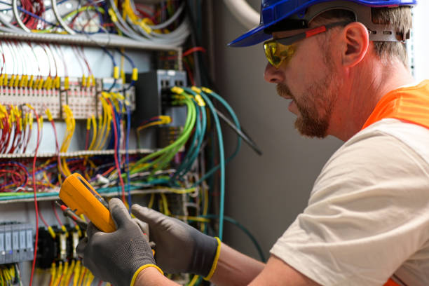 Best Electrical Troubleshooting Services  in North Olmsted, OH
